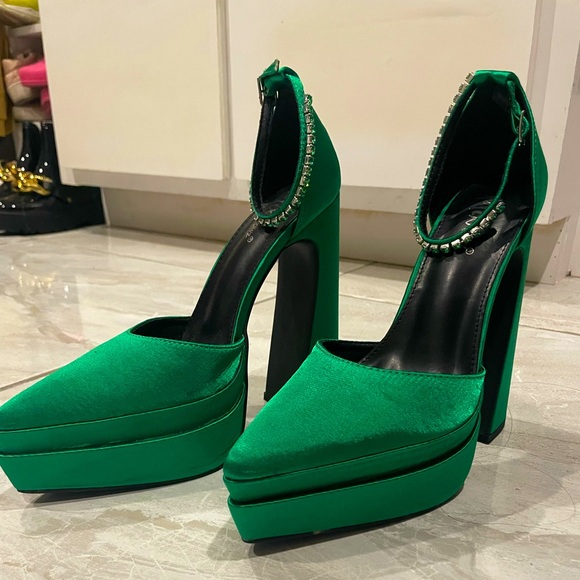 New Chunky Heel Platform emerald Green size 7. - Picture 1 of 4